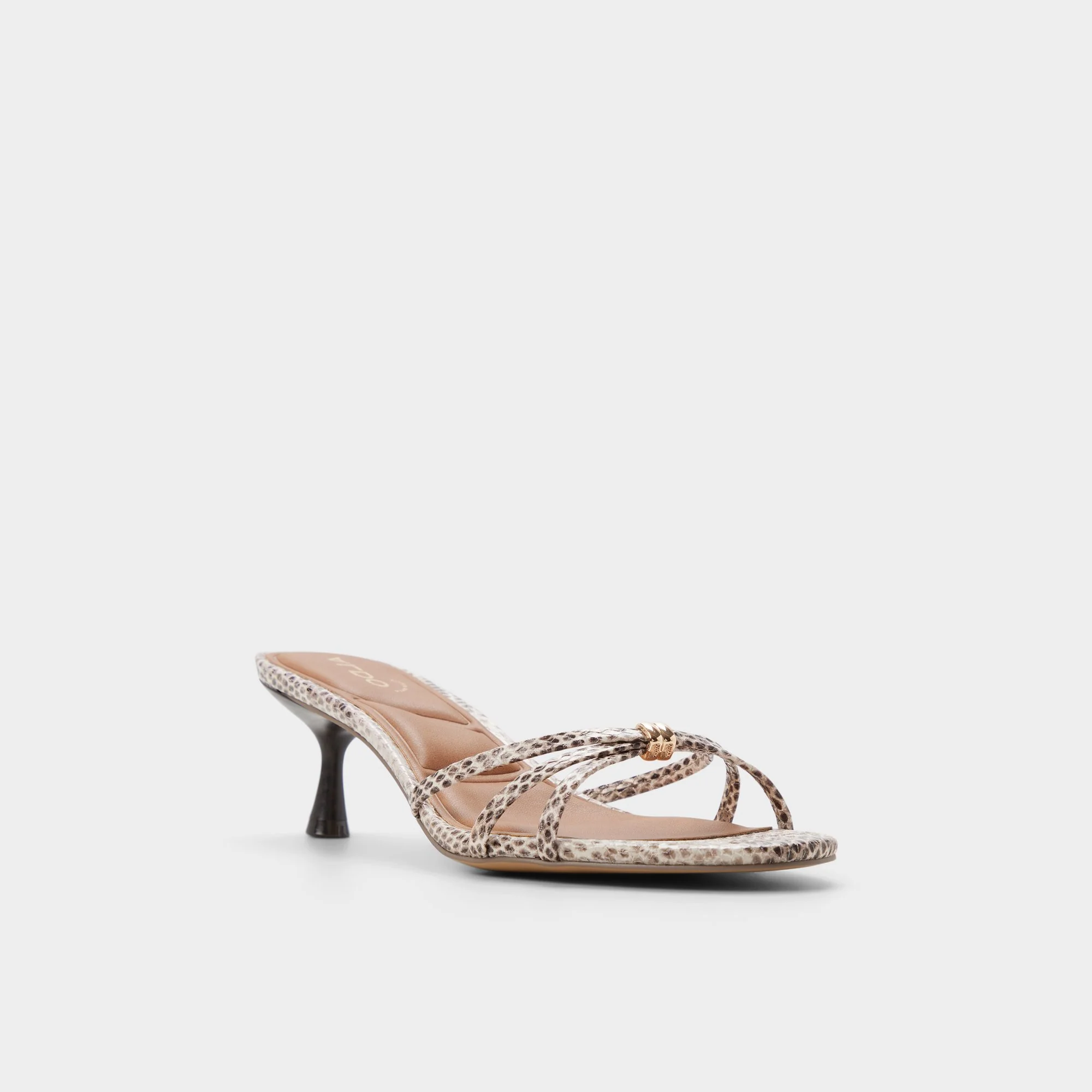 Madalyn - Image 4